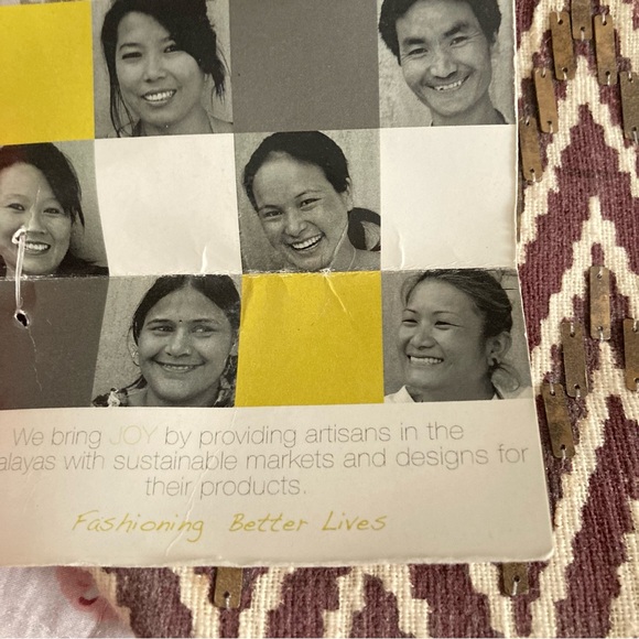 NWT Joyn Brown Zigzag Clutch - Picture 3 of 4